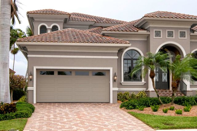 Insulated Aluminum 5000 Garage Doors | Haas Door | US